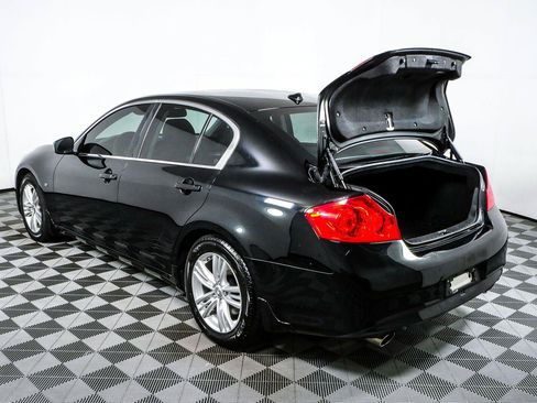 Used 2015 INFINITI Q40 w/ Moonroof Package RWD image 31