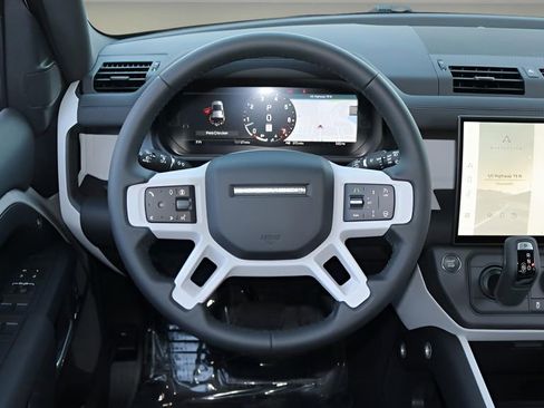 New 2026 Land Rover Defender 110 X-Dynamic SE image 12