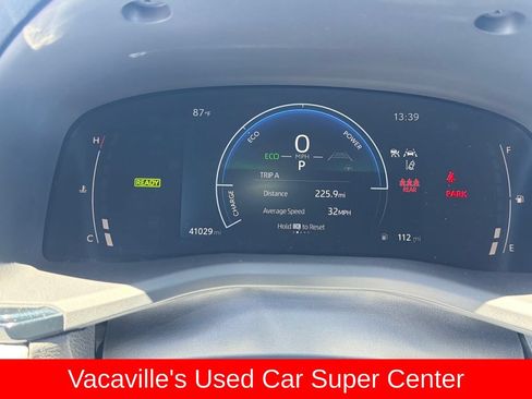Used 2025 Toyota Camry SE w/ Convenience Package FWD image 16