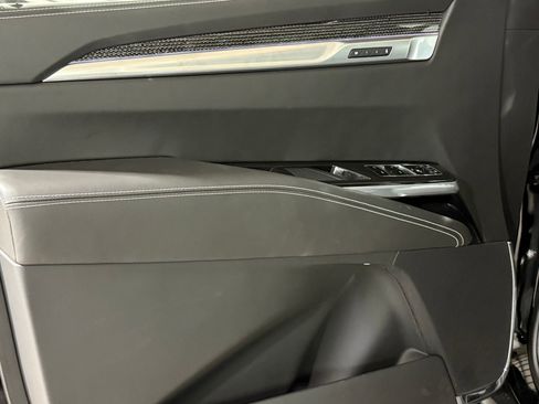 New 2026 Cadillac Escalade ESV V w/ LPO, ONYX Package image 20