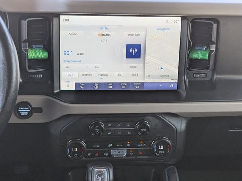 Used 2023 Ford Bronco Wildtrak image 16