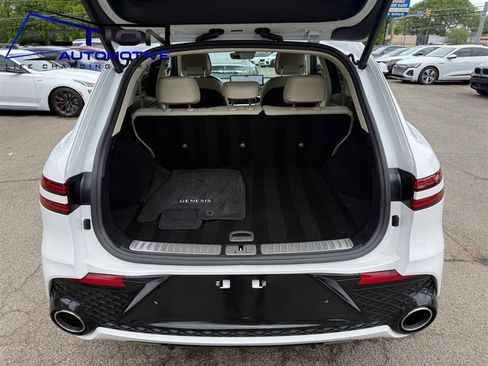 Used 2024 Genesis GV70 3.5T Sport w/ Sport Prestige Package AWD/4WD image 19