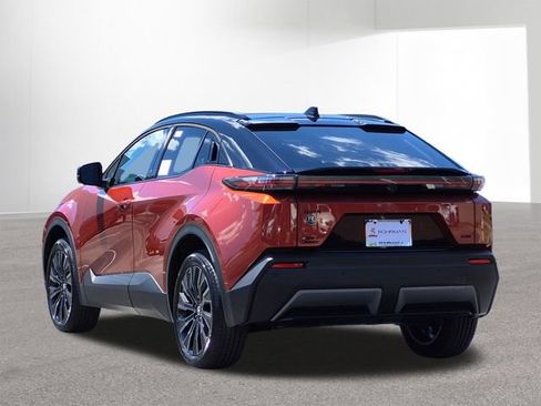 New 2026 Toyota C-HR AWD/4WD image 8