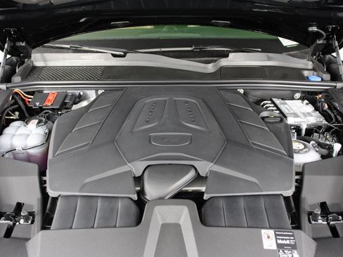 New 2026 Porsche Cayenne E-Hybrid Coupe AWD/4WD image 20