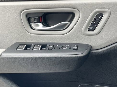 Certified 2025 Honda Pilot Elite image 24