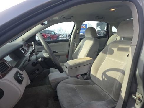 Used 2007 Chevrolet Impala LS image 22