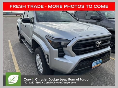 Used 2025 Toyota Tacoma SR w/ SR Upgrade Package AWD/4WD image 1