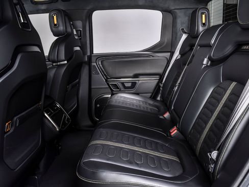 Used 2024 Rivian R1T Adventure AWD/4WD image 14