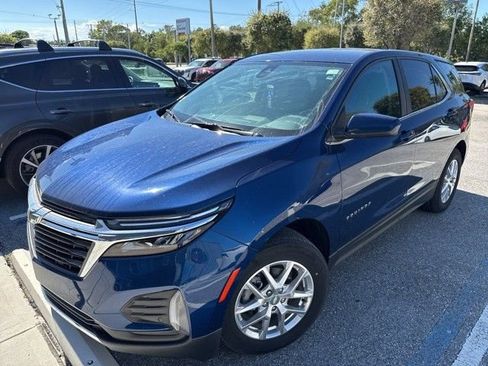 Used 2022 Chevrolet Equinox LT image 1