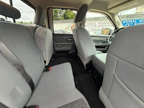 Used 2019 RAM 1500 Big Horn AWD/4WD image 29
