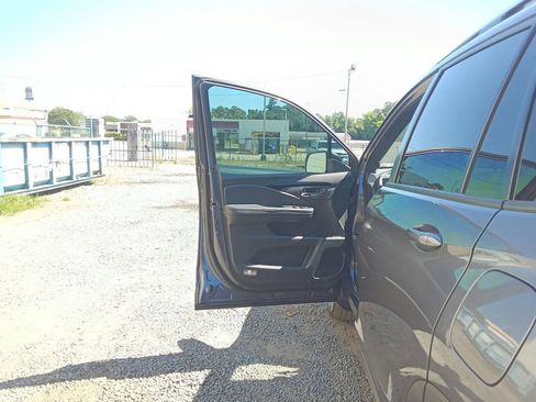 Used 2021 Honda Passport Touring image 15