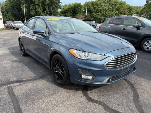 Used 2019 Ford Fusion SE w/ Equipment Group 151A FWD image 1