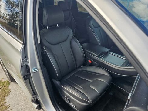 Used 2024 Hyundai Palisade SEL image 16