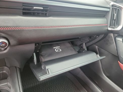 Used 2025 MAZDA CX-50 AWD 2.5 Hybrid w/ Weather Package image 26