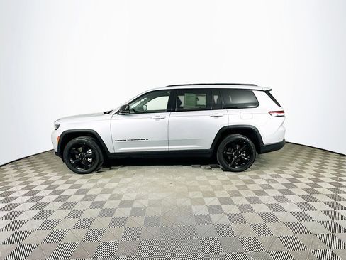 Certified 2024 Jeep Grand Cherokee L Altitude image 7