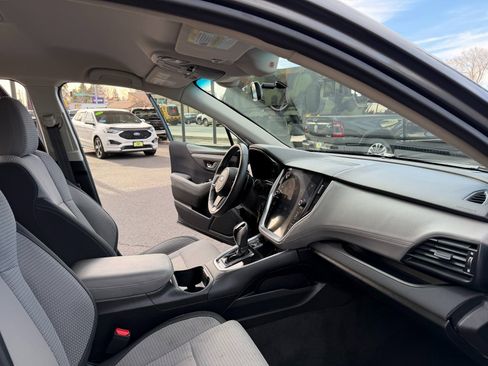 Used 2020 Subaru Outback Premium image 17