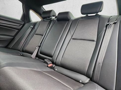 Used 2022 Honda Accord Sport image 18