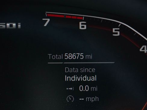 Used 2020 BMW M550i xDrive AWD/4WD image 21