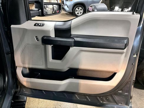 Used 2017 Ford F150 XL w/ Equipment Group 101A Mid image 20