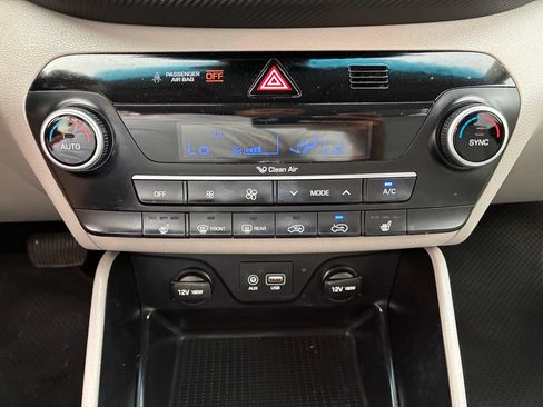 Used 2020 Hyundai Tucson SEL w/ Cargo Package AWD/4WD image 31