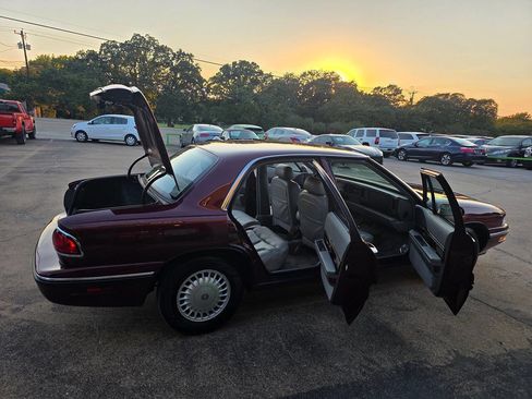 Used 1999 Buick Le Sabre Custom image 43