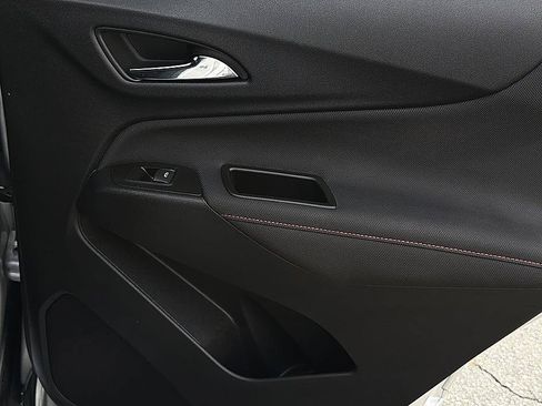 Used 2022 Chevrolet Equinox RS w/ RS Leather Package FWD image 28