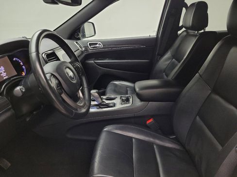 Used 2019 Jeep Grand Cherokee Limited image 17