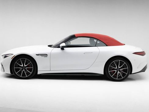 Used 2023 Mercedes-Benz SL 55 AMG 4MATIC image 25