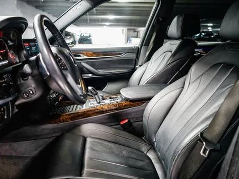 Used 2018 BMW X5 xDrive40e image 17