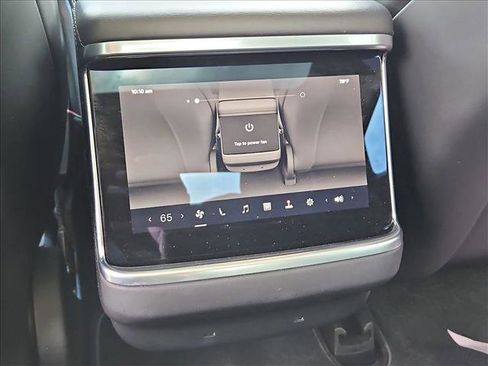 Used 2022 Tesla Model S image 17