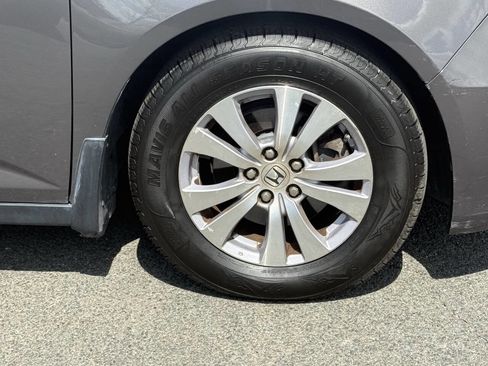 Used 2015 Honda Odyssey EX-L image 38