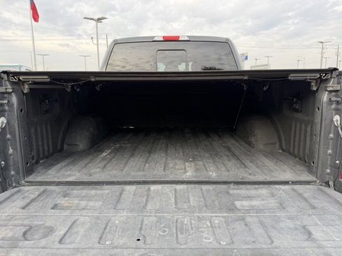 Used 2017 Ford F150 Lariat w/ Equipment Group 502A Luxury image 7