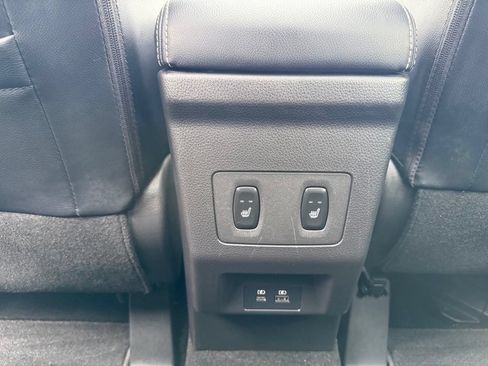 Used 2024 Mitsubishi Eclipse Cross SEL AWD/4WD image 11