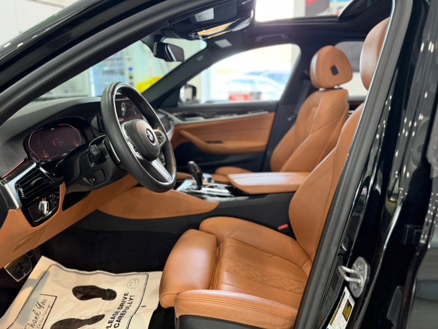 Used 2023 BMW 530i w/ M Sport Package RWD image 11