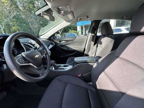 Used 2024 Chevrolet Malibu LT image 16