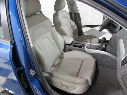 Used 2009 Audi A4 2.0T Premium image 39