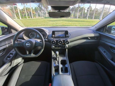 Used 2024 Nissan Sentra S FWD image 19