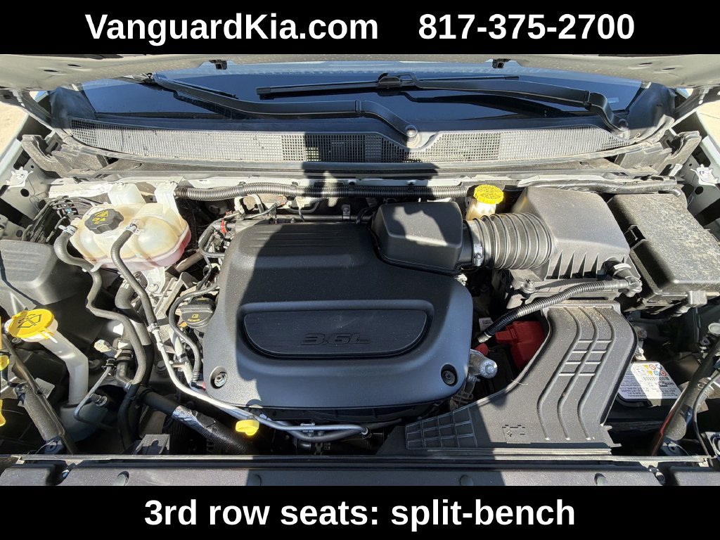 Used 2024 Chrysler Pacifica Touring-L FWD image 20