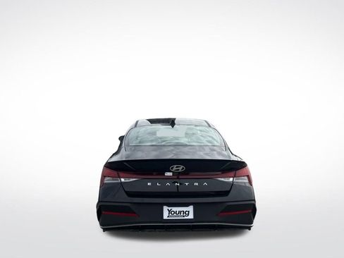New 2026 Hyundai Elantra Sport FWD image 7