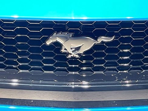 Used 2025 Ford Mustang GT Premium image 32