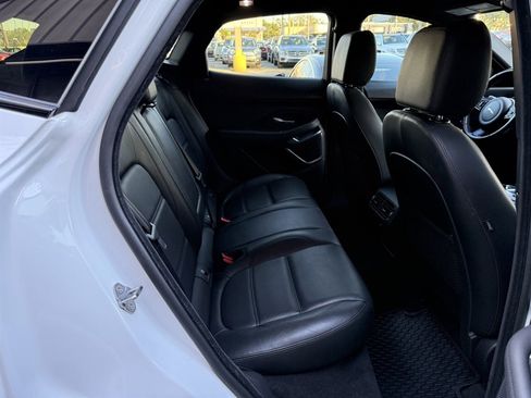 Used 2018 Jaguar E-PACE S image 17