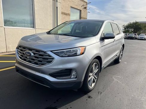 Used 2024 Ford Edge Titanium w/ Equipment Group 301A AWD/4WD image 4