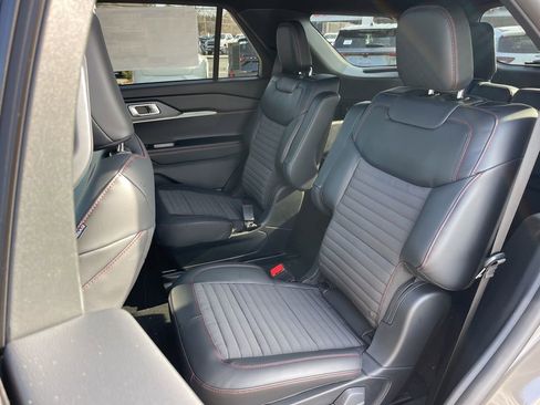 New 2026 Ford Explorer ST-Line w/ ST-Line Street Pack AWD/4WD image 20