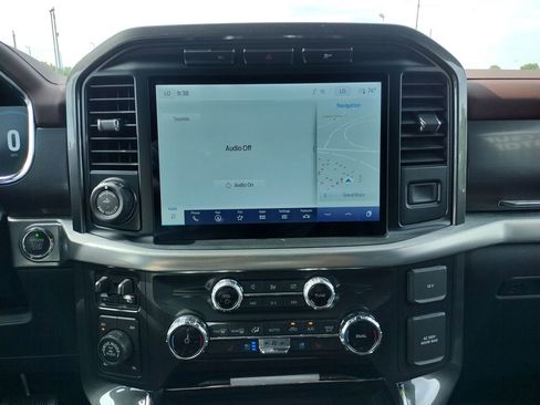 Used 2022 Ford F150 Lariat AWD/4WD image 27
