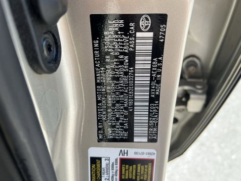 Used 2014 Toyota Avalon XLE Touring FWD image 29