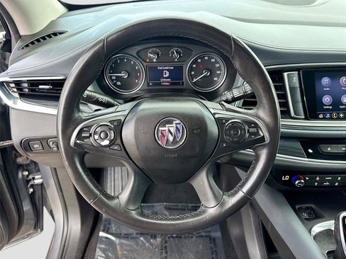 Used 2020 Buick Enclave Essence w/ LPO, Cargo Package FWD image 11