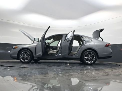 New 2025 Honda Accord EX-L image 40