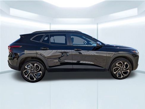 Used 2024 Chevrolet Trax RS image 7