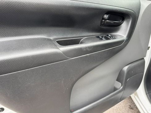 Used 2019 Nissan NV200 SV FWD image 10
