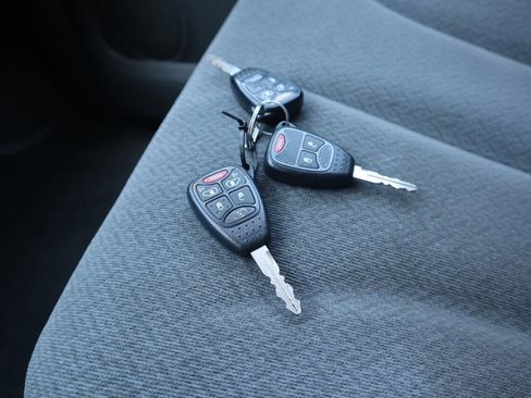 Used 2006 Dodge Grand Caravan SE w/ Popular Equipment Group I image 39